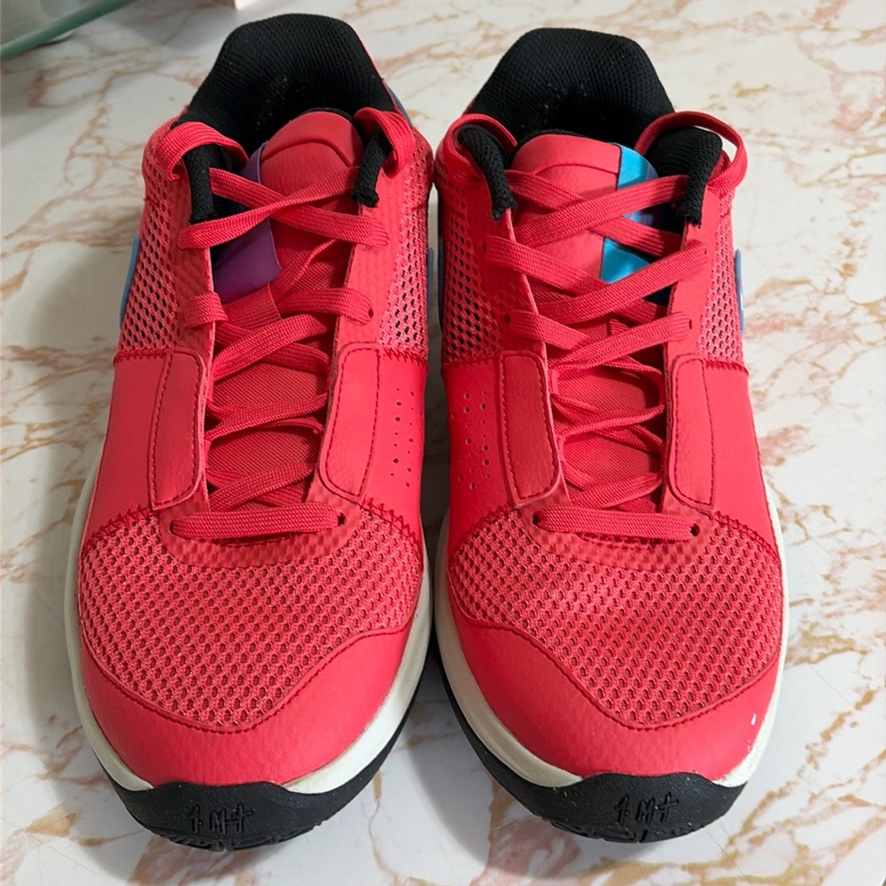 Men’s Nike BB shoes
